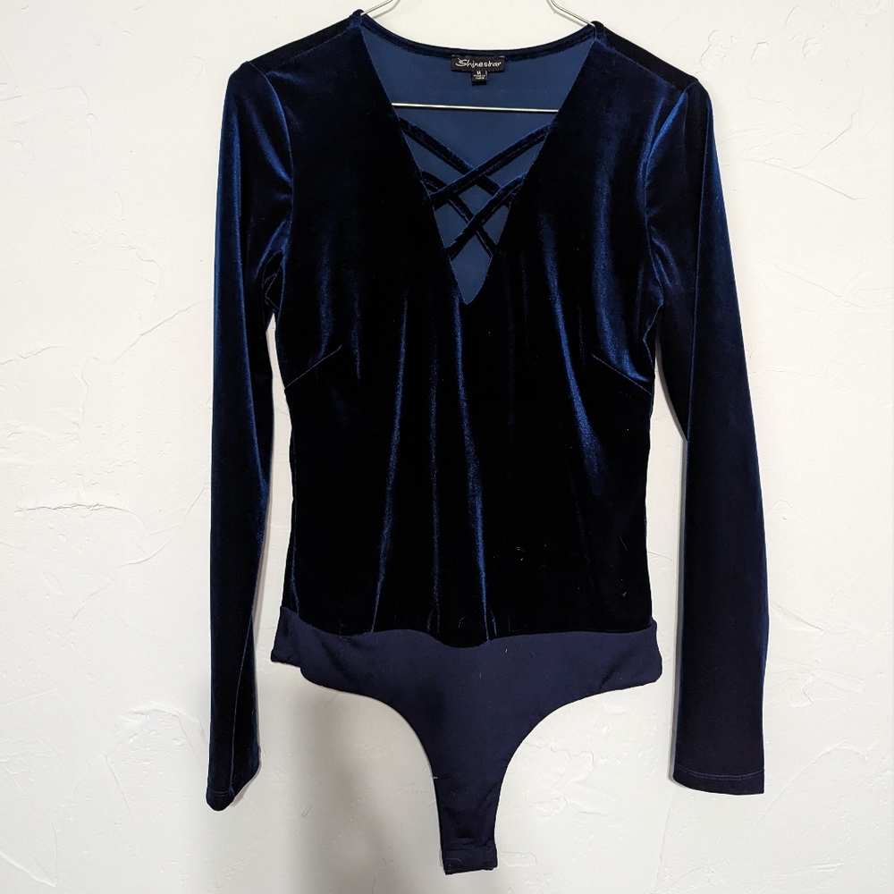 Shinestar v neck long sleeve bodysuit deep blue M velvet